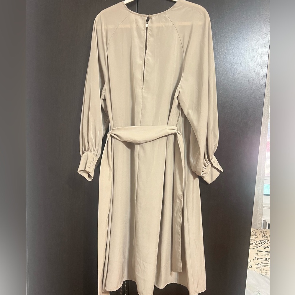 Long Sleeve Maxi Dress w/ Belt